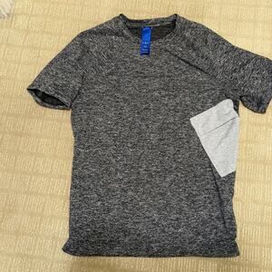 Kit and Ace men's Tshirt, unique under arm side pocket